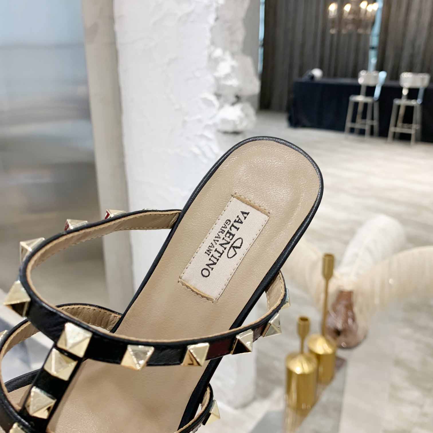 Valenti Rockstud Calfskin Leather Slide Sandal  - EUR FASHION