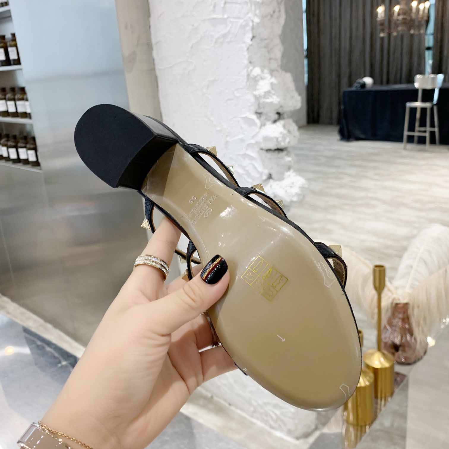 Valenti Rockstud Calfskin Leather Slide Sandal  - EUR FASHION