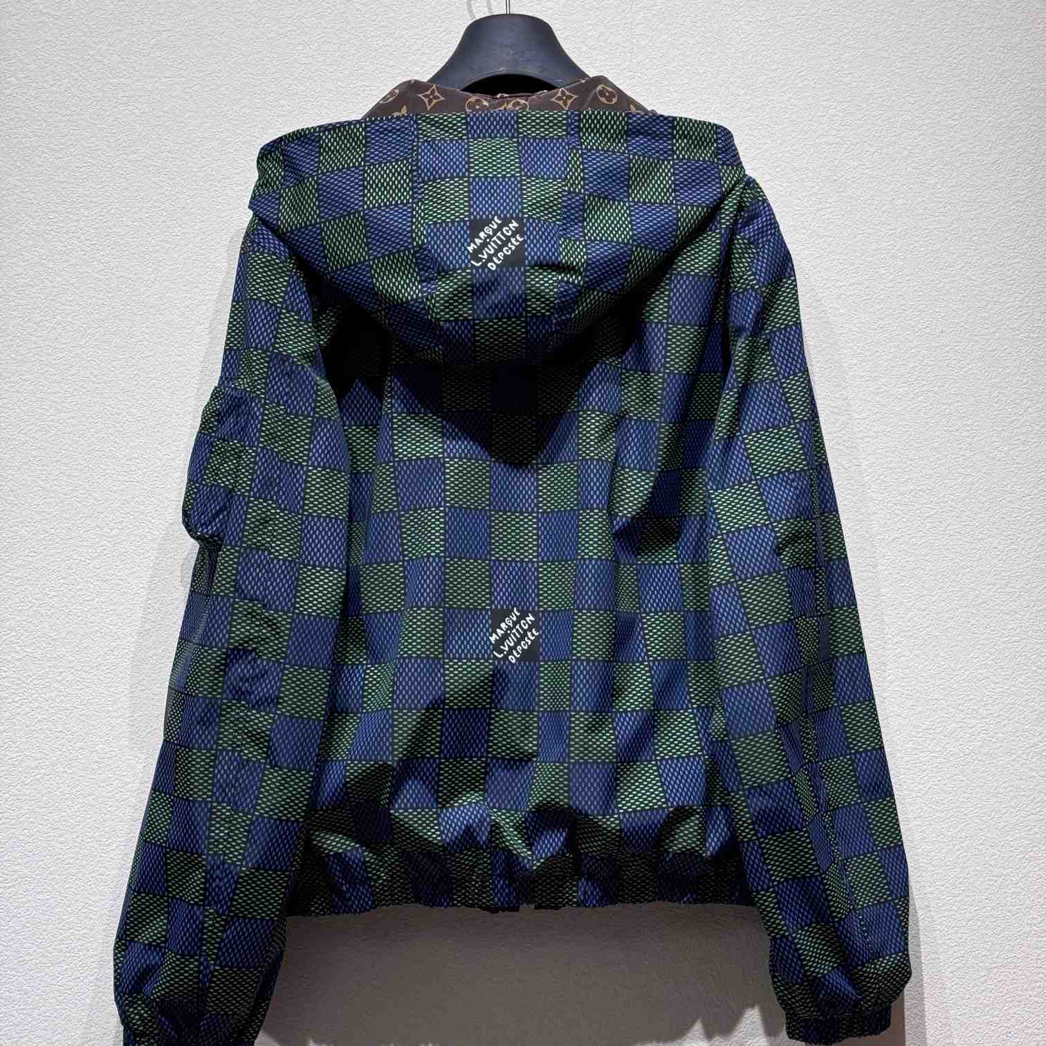 Louis Vuitton Damier Reversible Windbreaker    1AHBIW - EUR FASHION