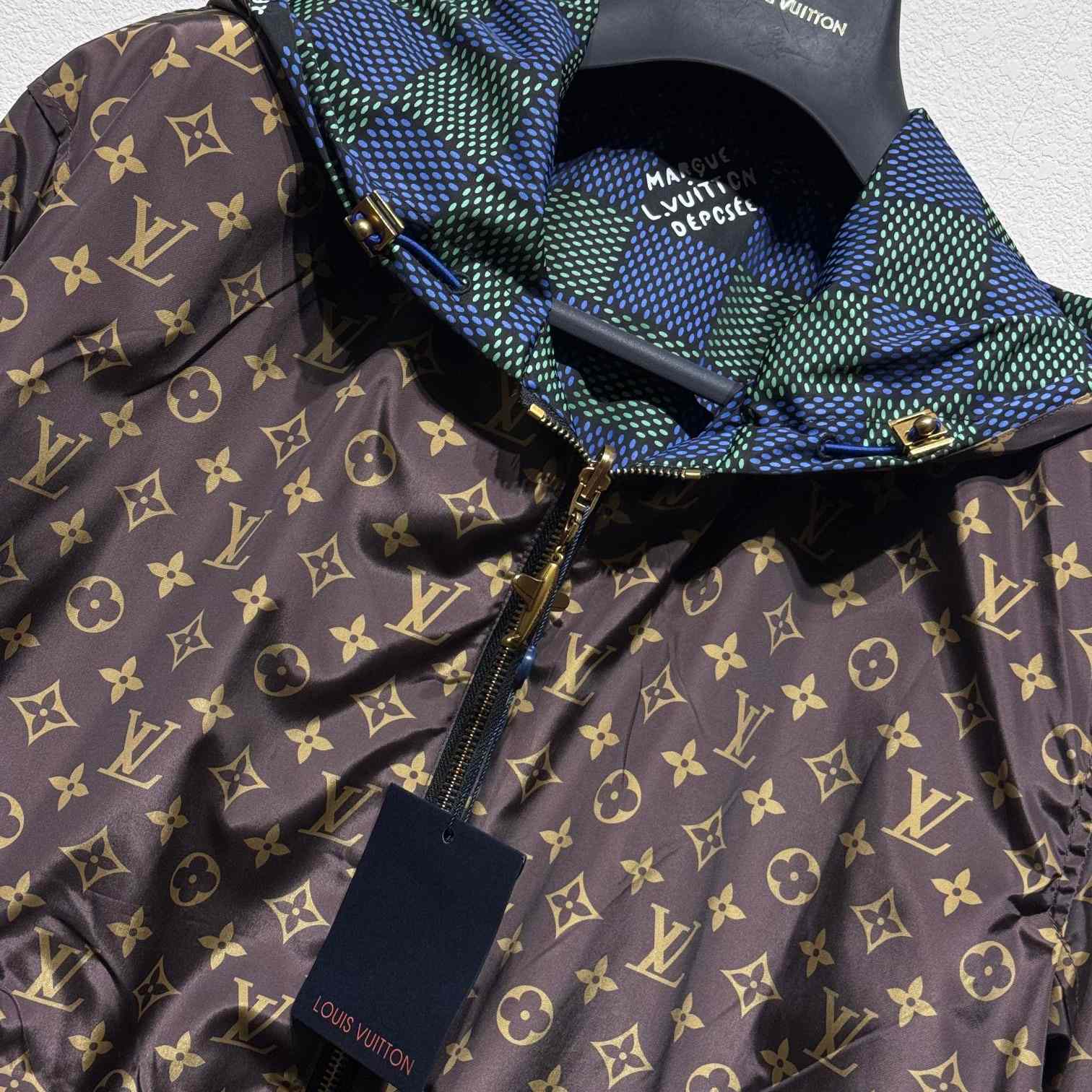 Louis Vuitton Damier Reversible Windbreaker    1AHBIW - EUR FASHION