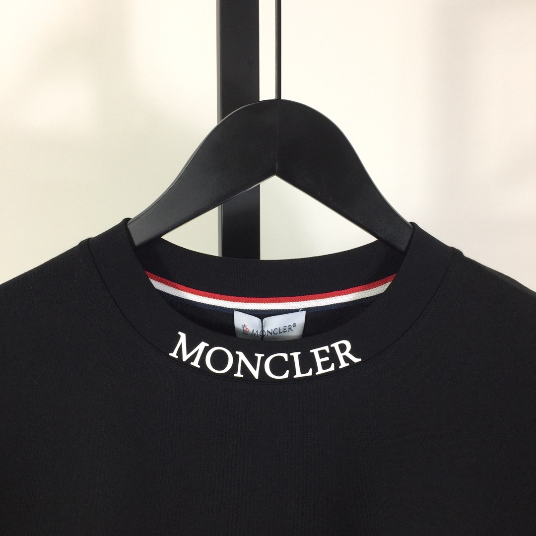 Moncler Logo Cotton T-shirt - EUR FASHION