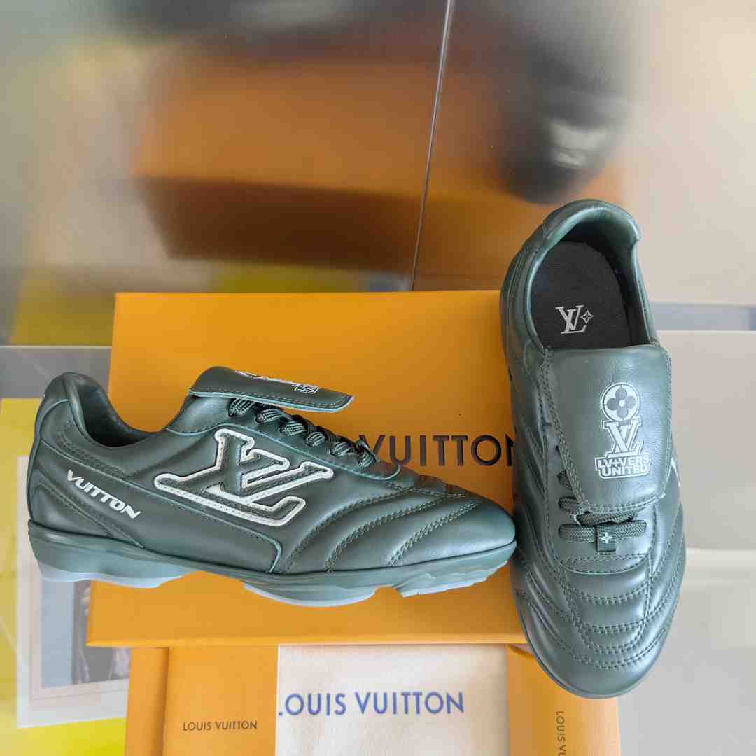 Louis Vuitton LV Footprint Soccer Sneaker   1AHDPP - EUR FASHION