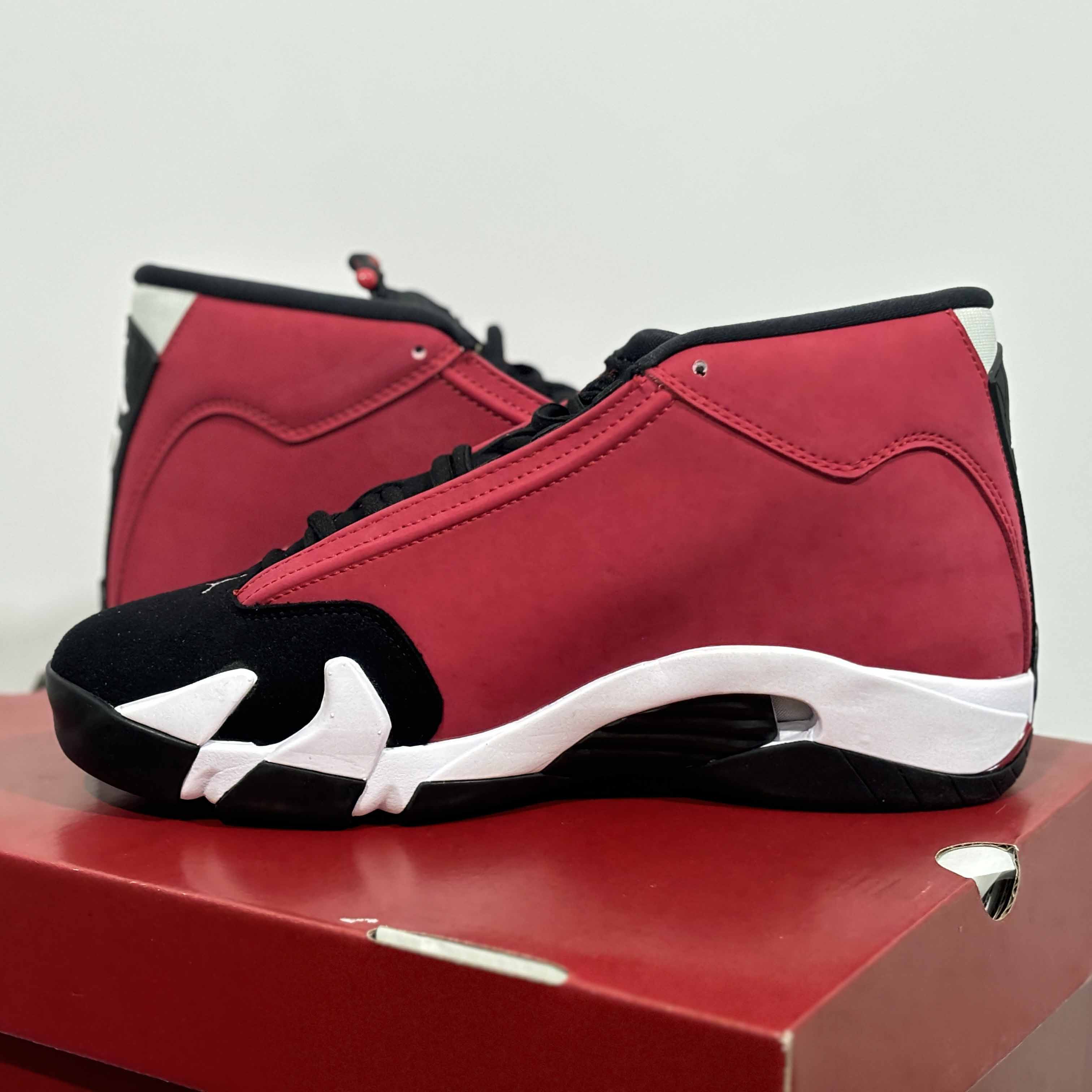Air Jordan 14 Retro Gym Red Sneakers       487471-006 - EUR FASHION