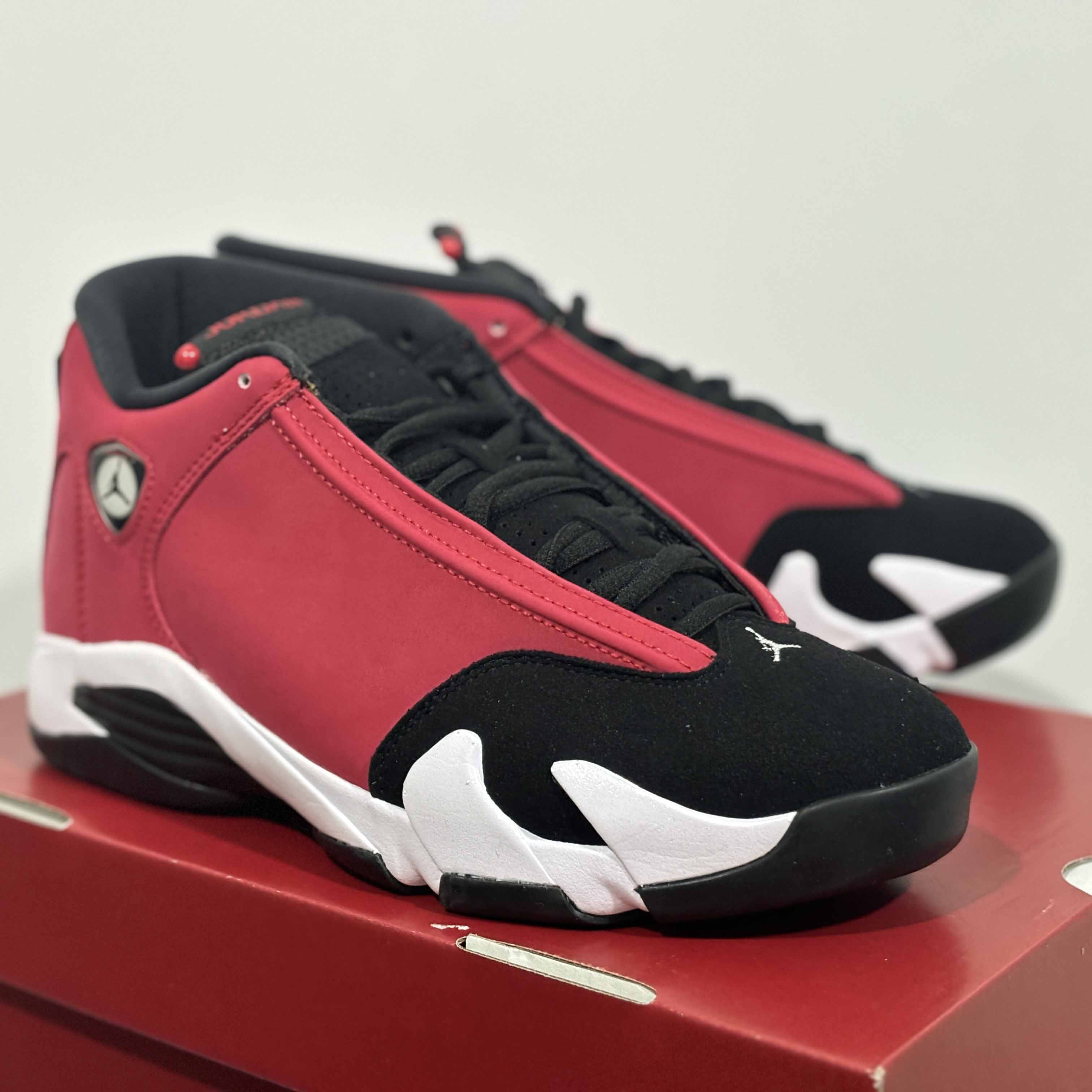 Air Jordan 14 Retro Gym Red Sneakers       487471-006 - EUR FASHION