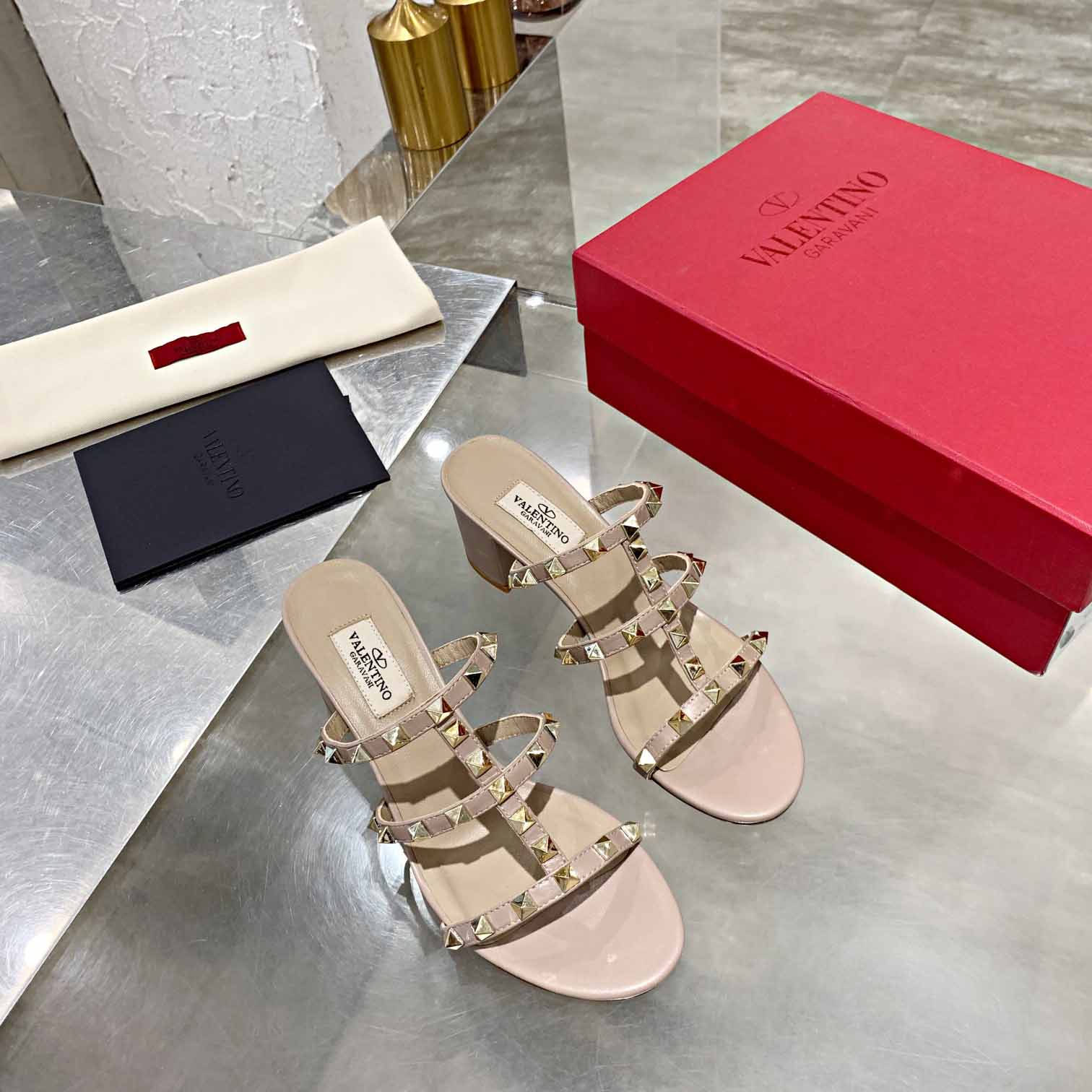 Valenti Rockstud Calfskin Leather Slide Sandal  - EUR FASHION
