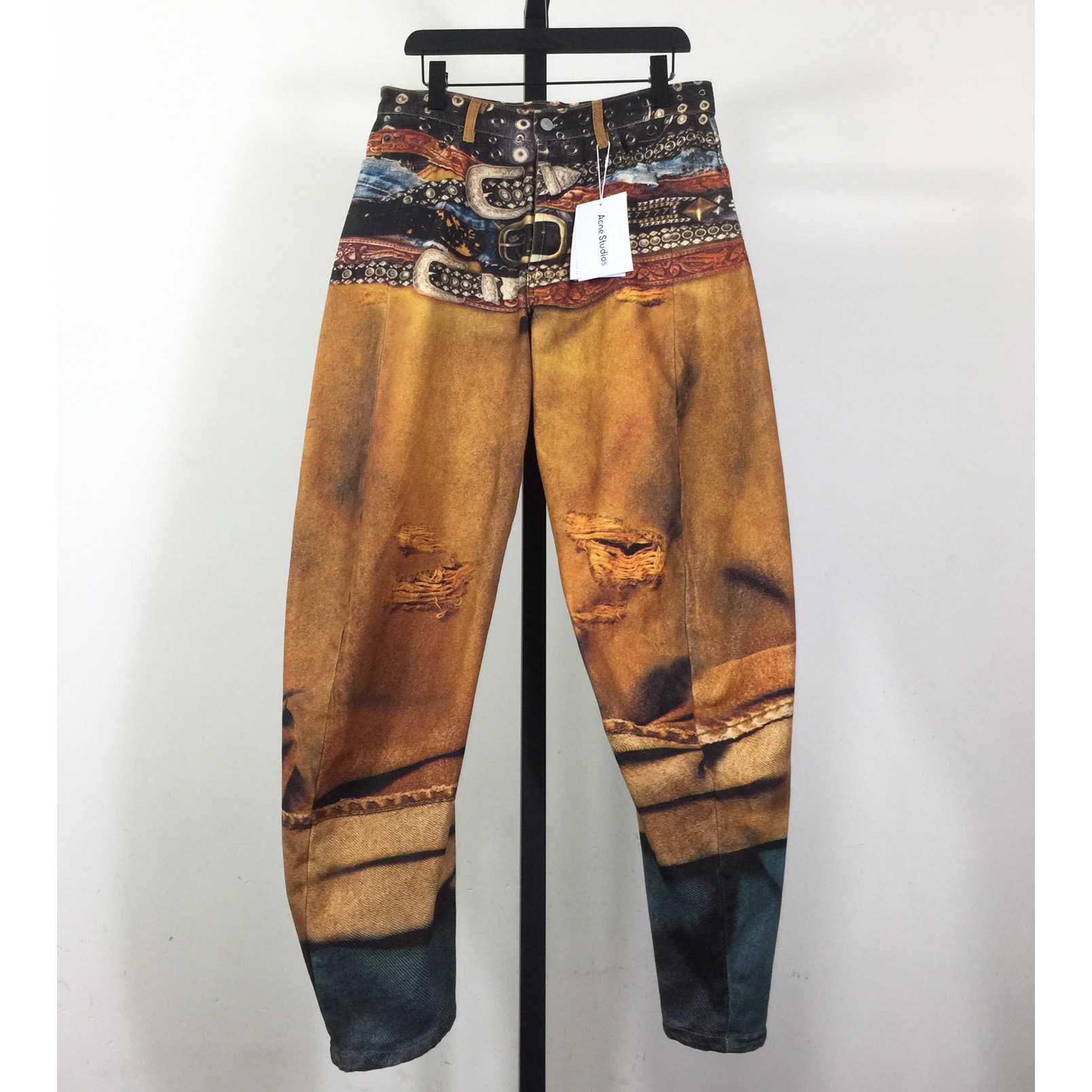 Acne Studios Loose Fit Jeans  - EUR FASHION
