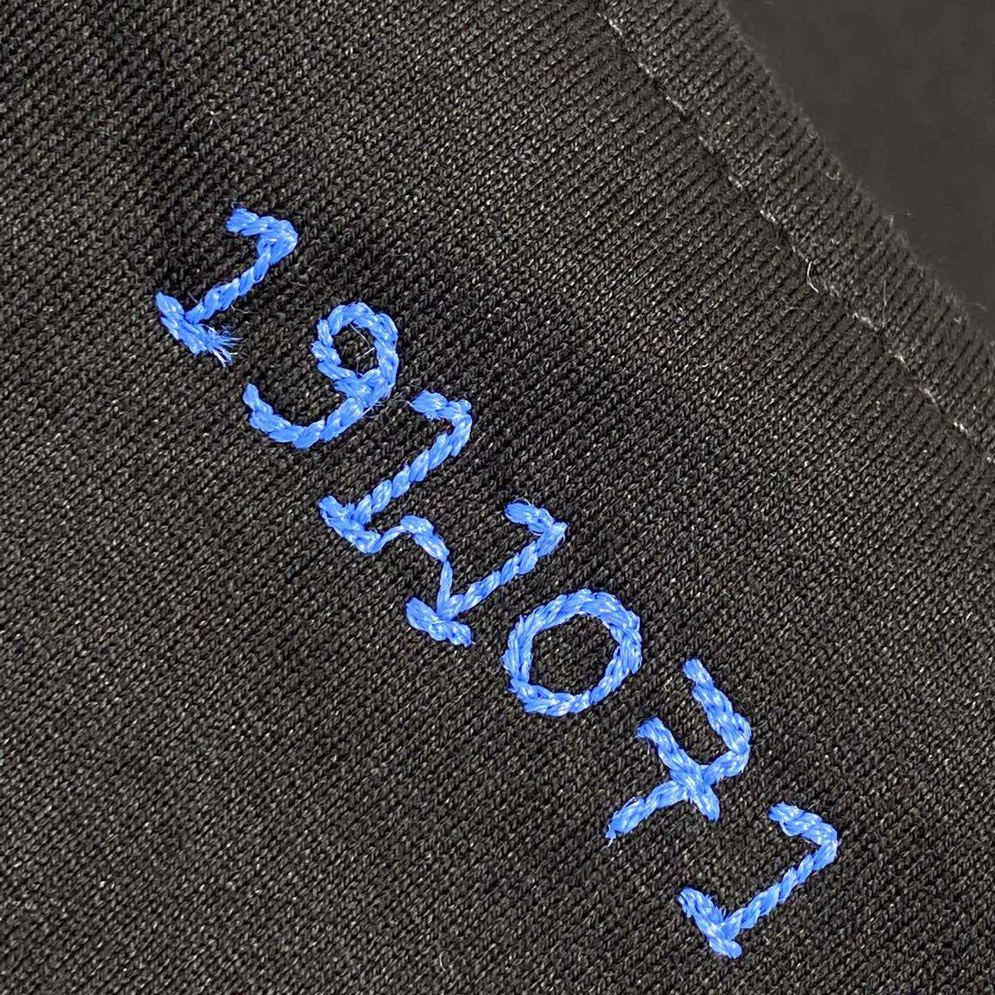 Givenchy T-shirt In Cotton With Cat Eye Embroidery - EUR FASHION