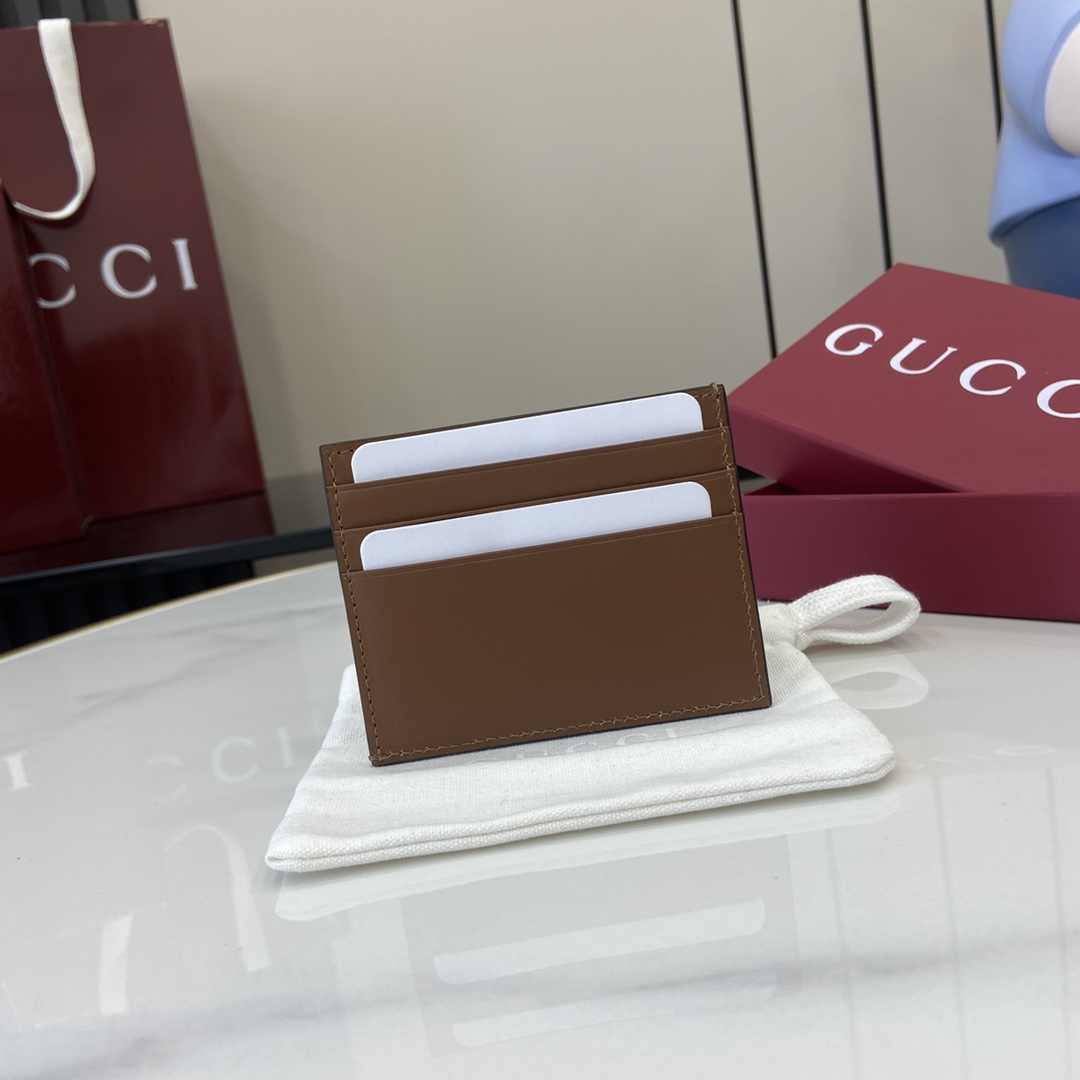 Gucci GG Emblem Embossed Card Case - EUR FASHION