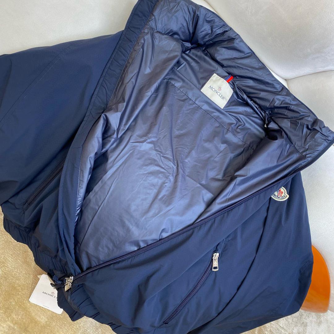 Moncler Logo Patch Zip-Up Jacket - EUR FASHION