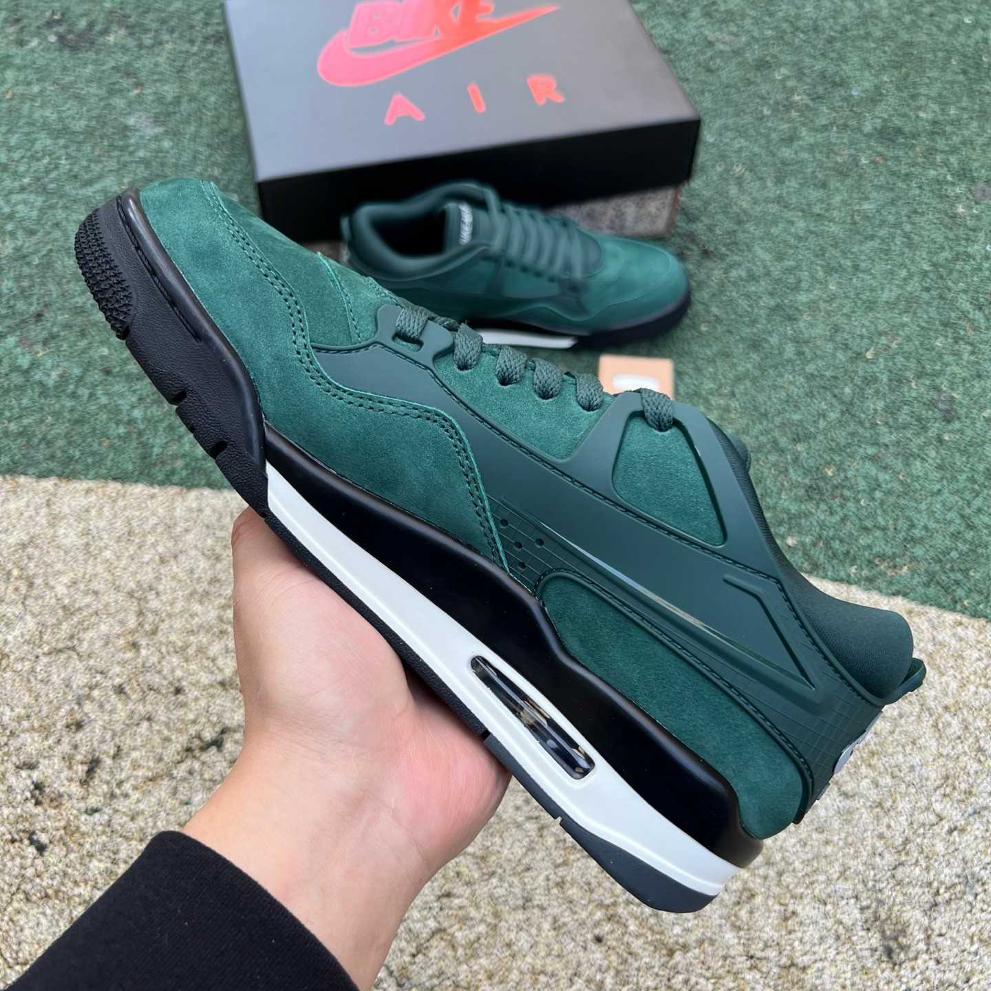Nigel Sylvester x Air Jordan AJ4 RM Sneakers    HF4334-300 - EUR FASHION