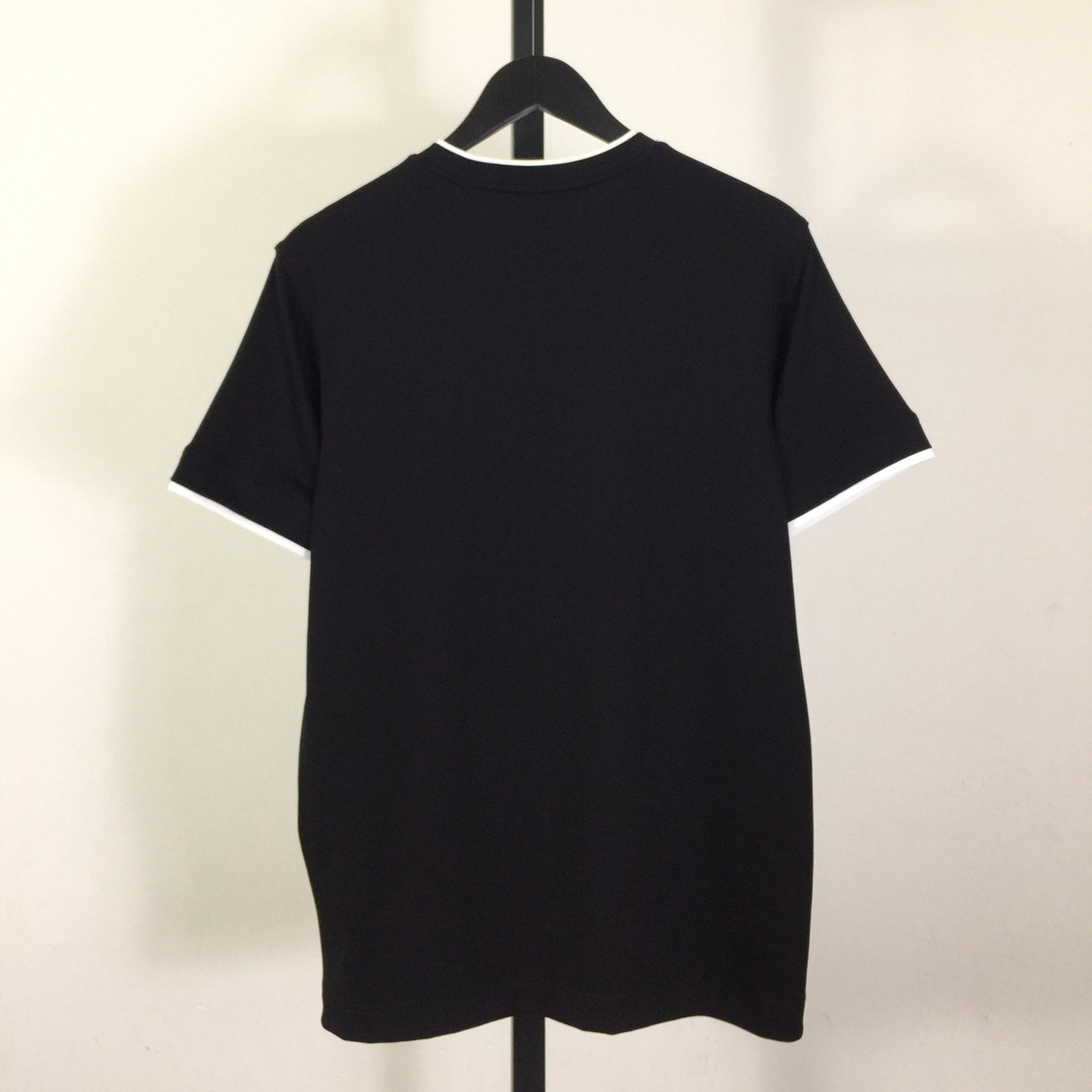 Prada Logo T-Shirt - EUR FASHION