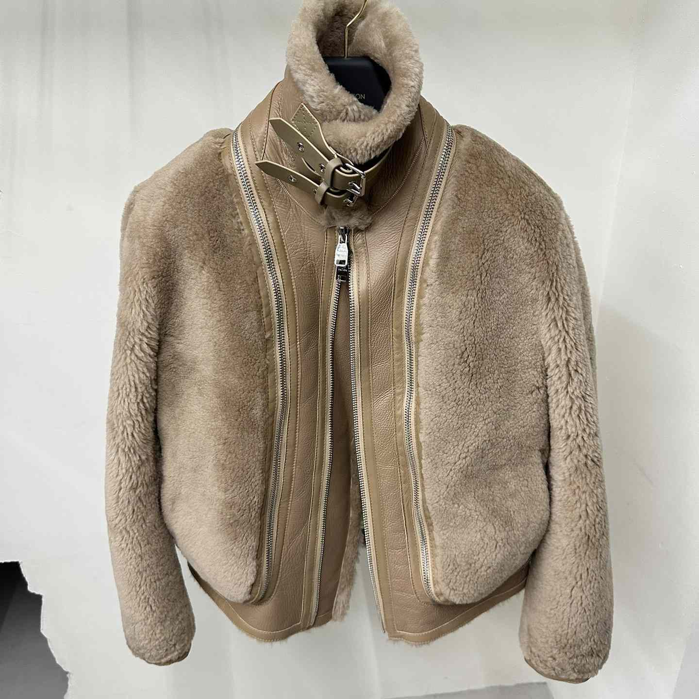 Louis Vuitton  Fur Jacket - EUR FASHION