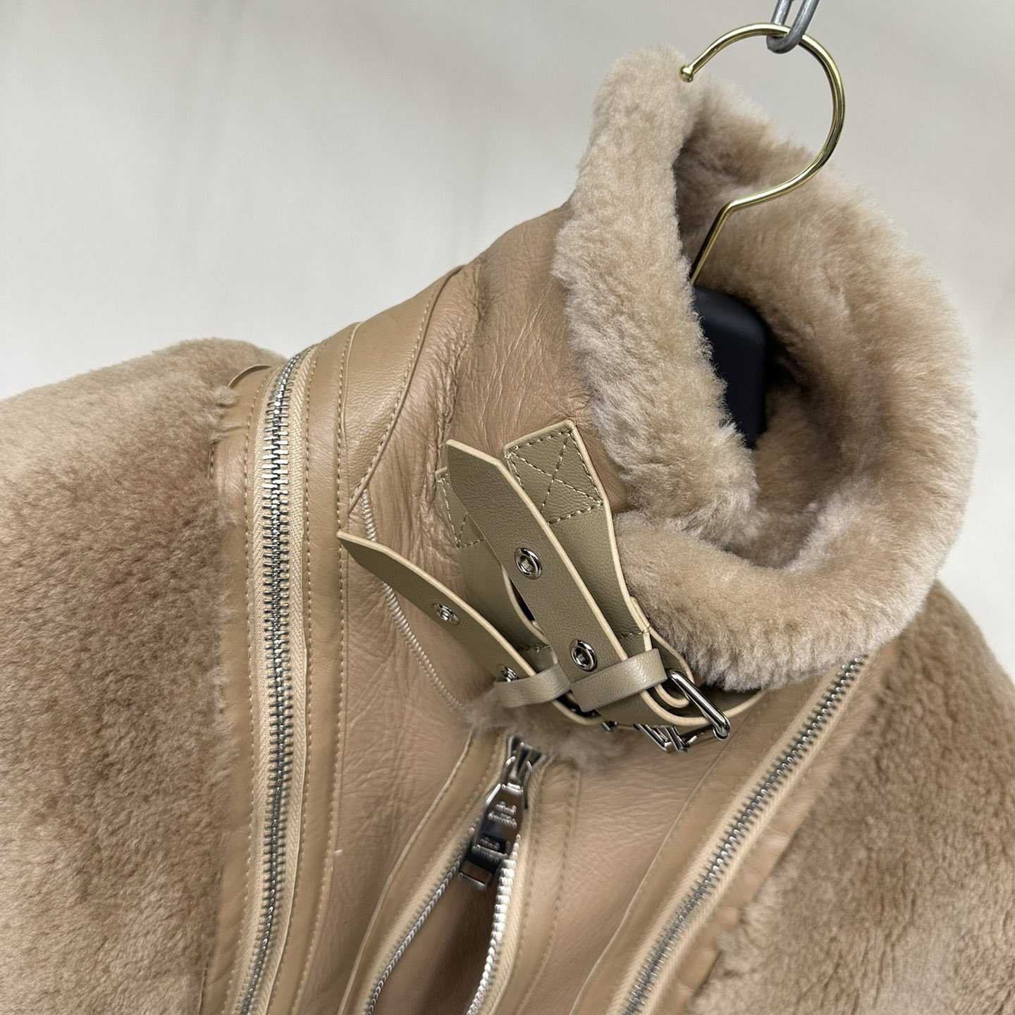 Louis Vuitton  Fur Jacket - EUR FASHION