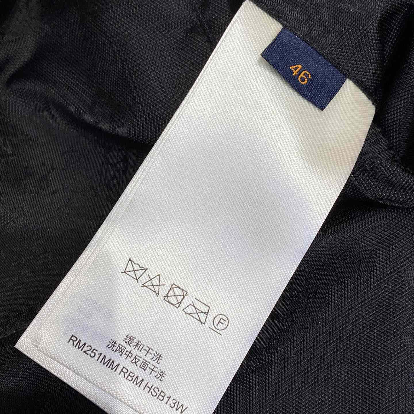 Louis Vuitton Nylon Windbreaker    1AGIPG - EUR FASHION