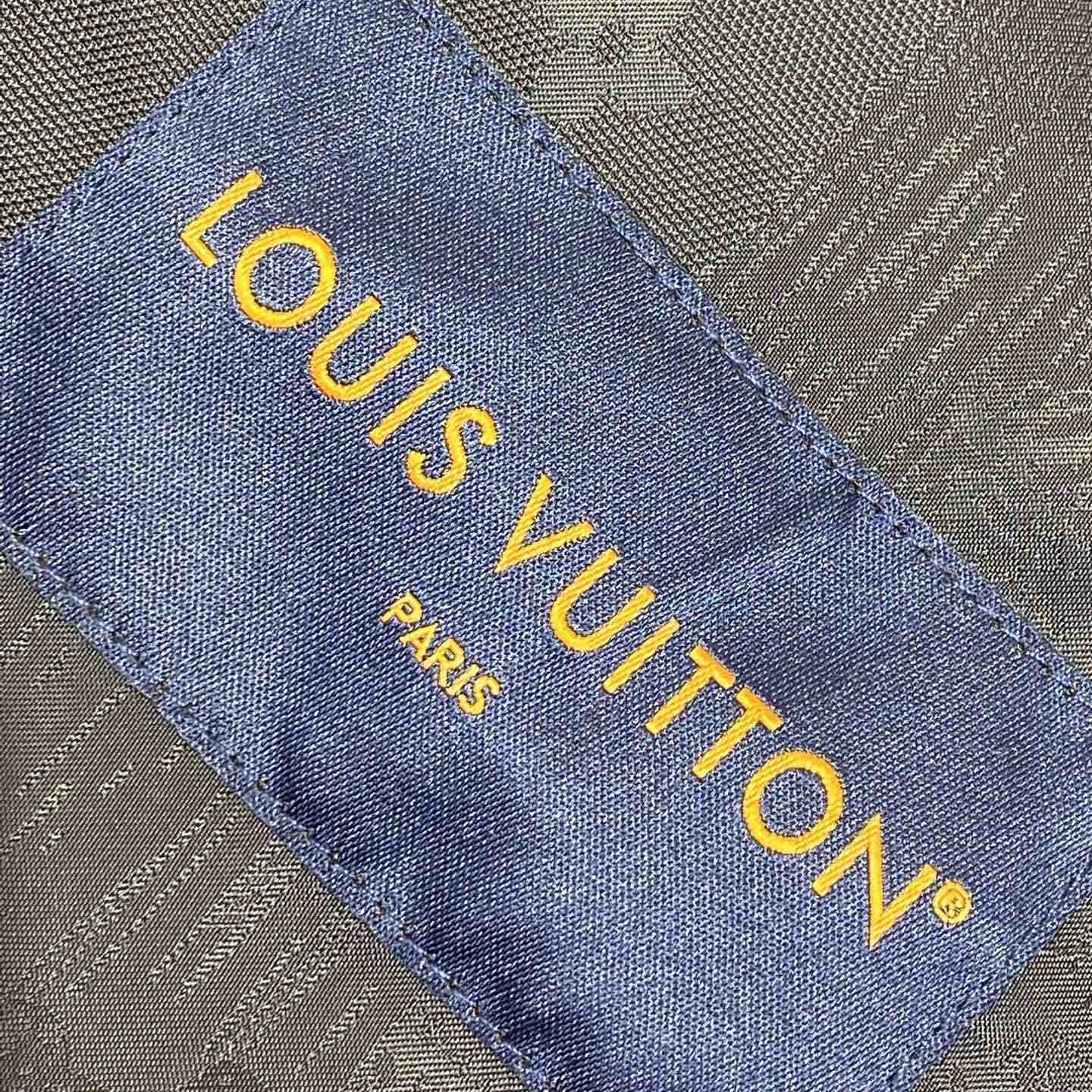 Louis Vuitton Nylon Windbreaker    1AGIPG - EUR FASHION