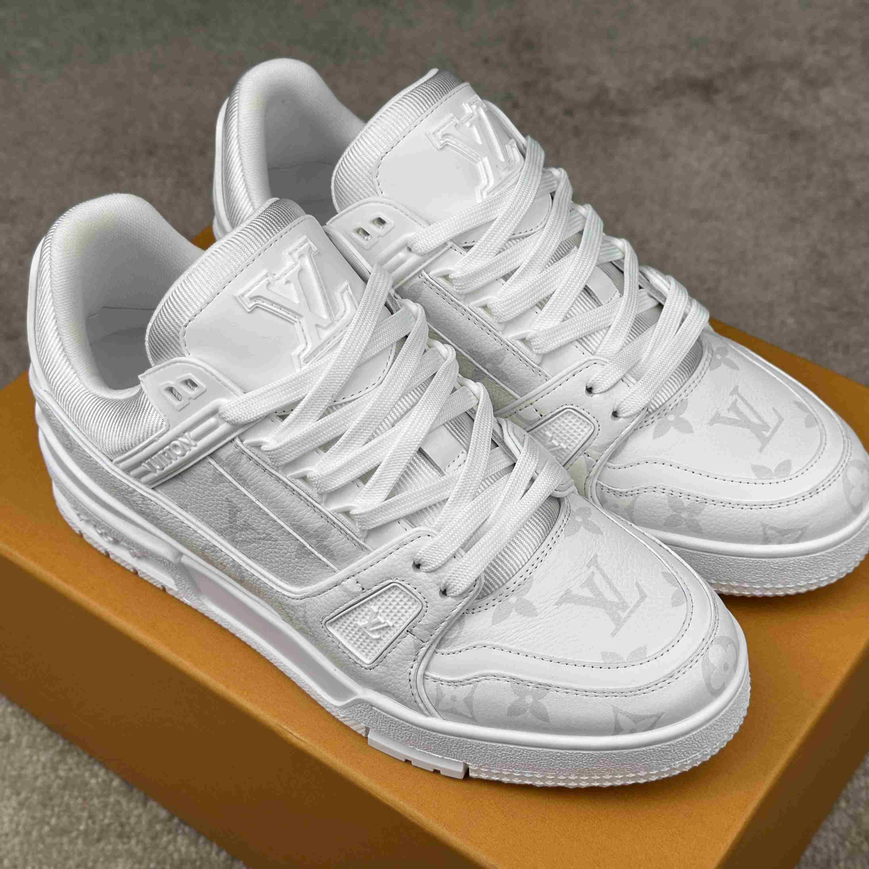 Louis Vuitton LV Trainer Sneaker       1AHDNC - EUR FASHION