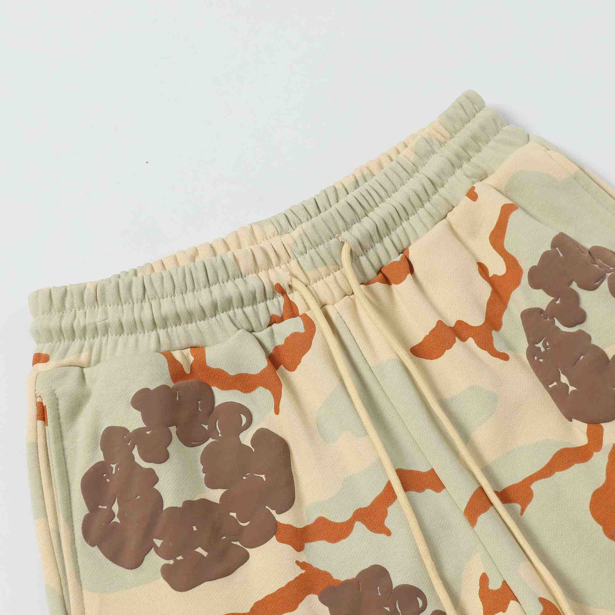 Denim Tears Camo Sweat Shorts - EUR FASHION