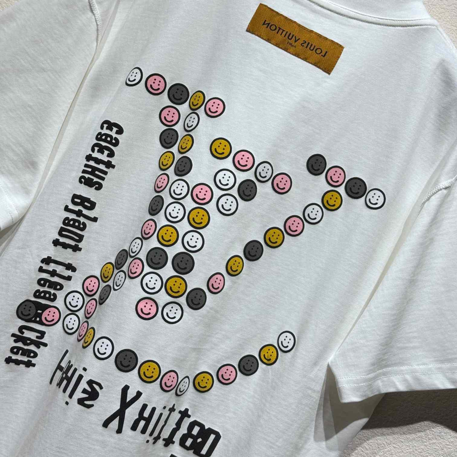 Louis Vuitton Short-Sleeved T-Shirt   - EUR FASHION