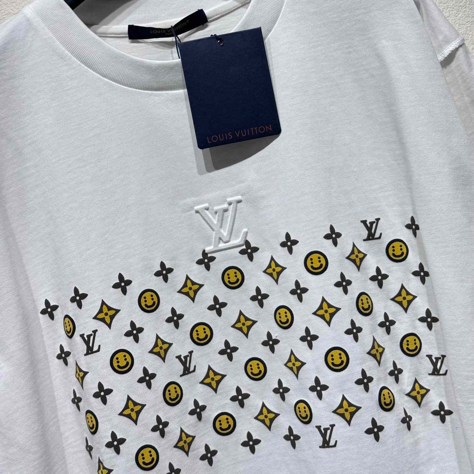 Louis Vuitton Short-Sleeved T-Shirt   - EUR FASHION