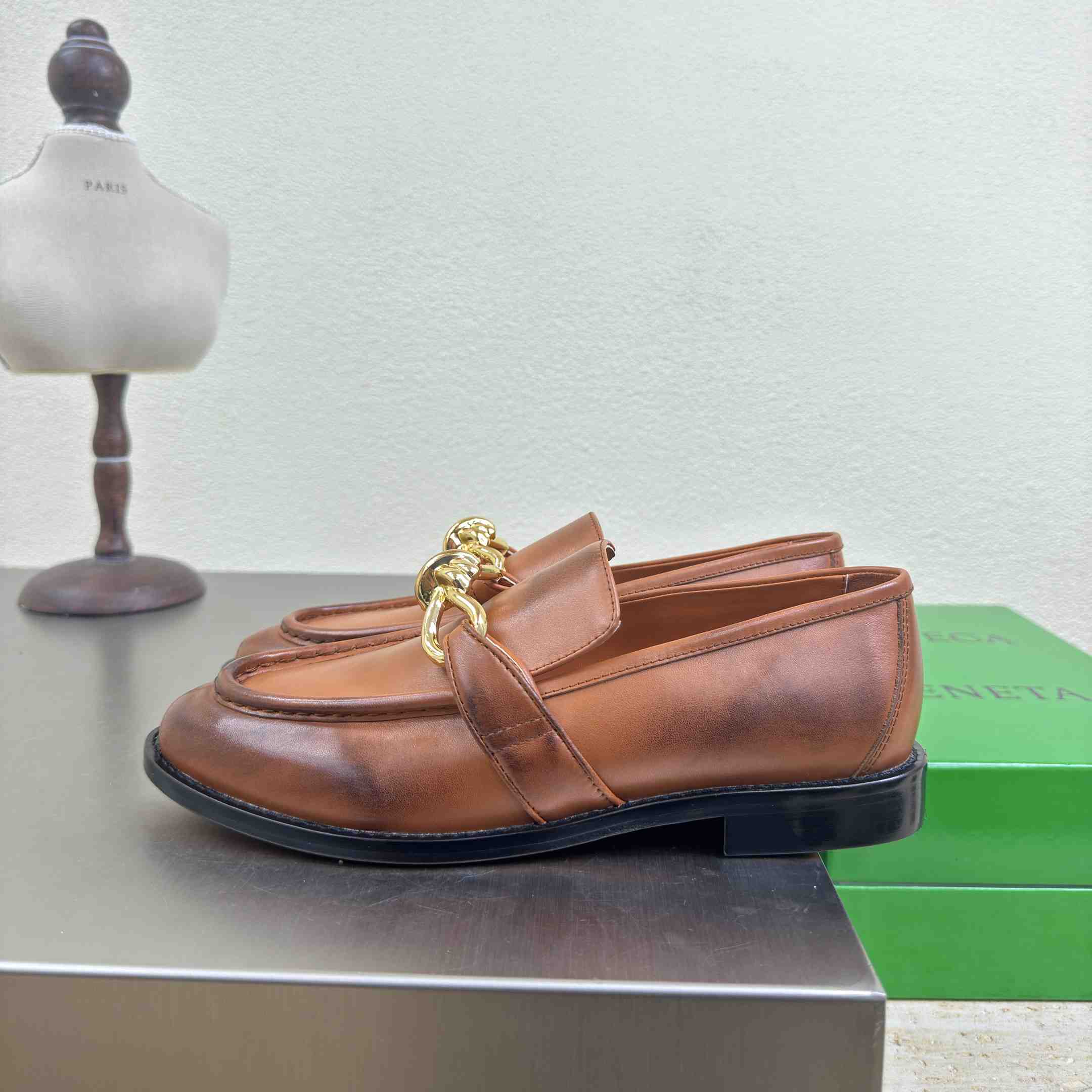 Bottega Veneta Astaire Loafer - EUR FASHION