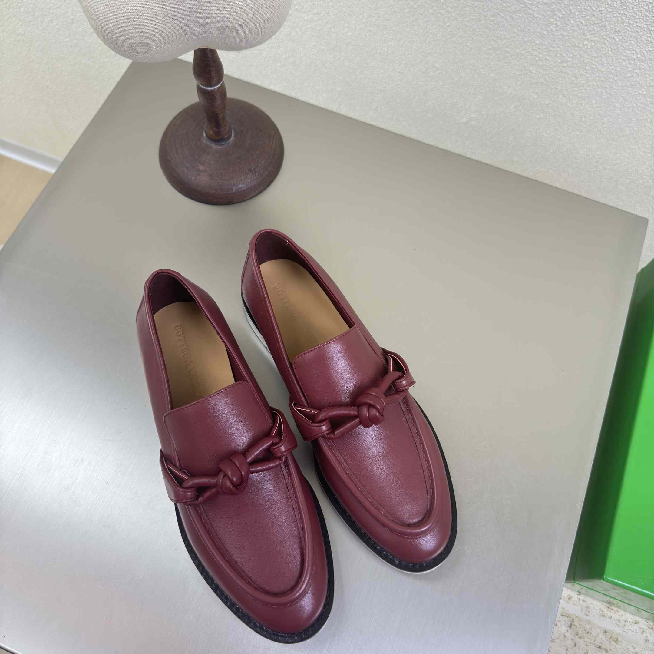 Bottega Veneta Astaire Loafer - EUR FASHION