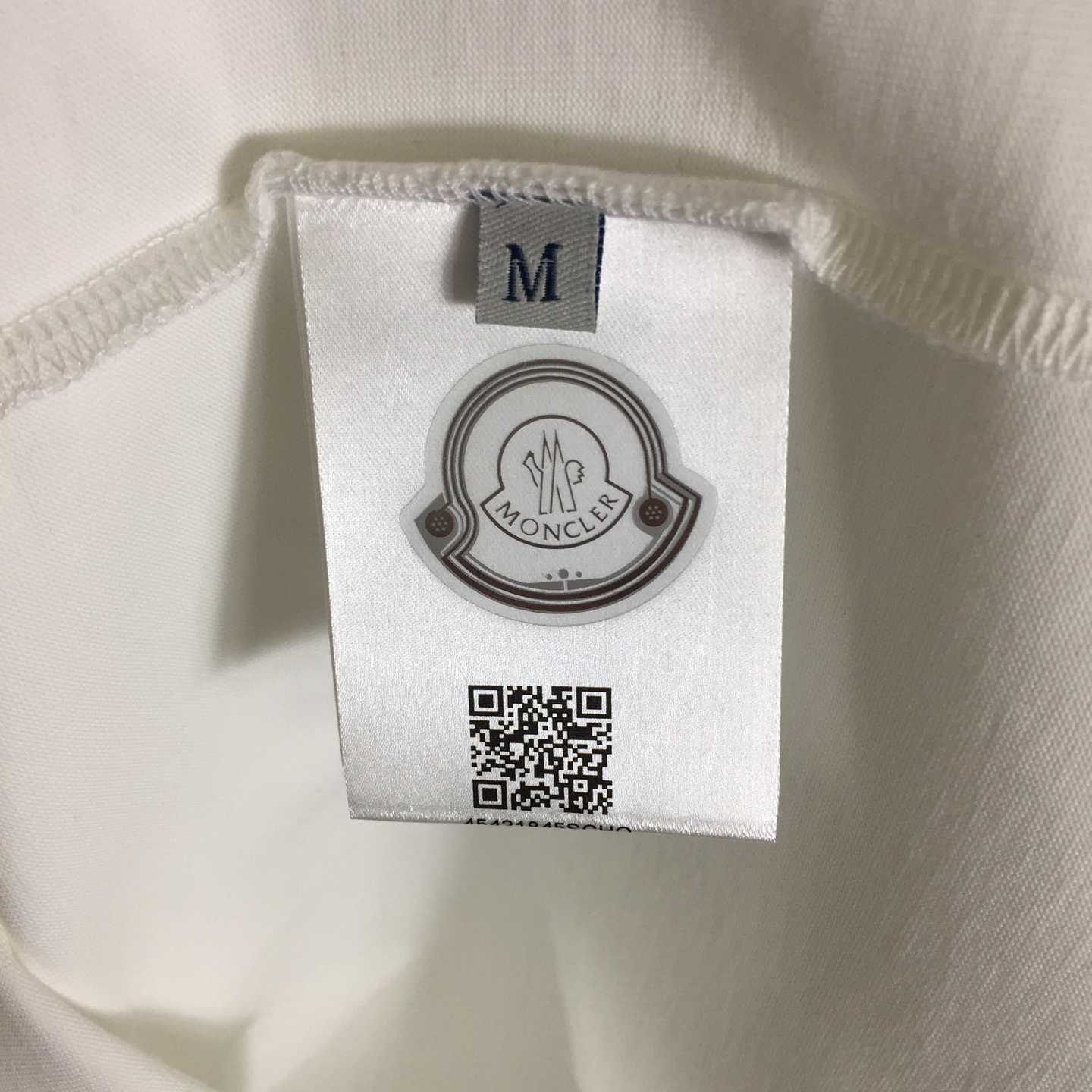 Moncler Logo Cotton T-shirt - EUR FASHION