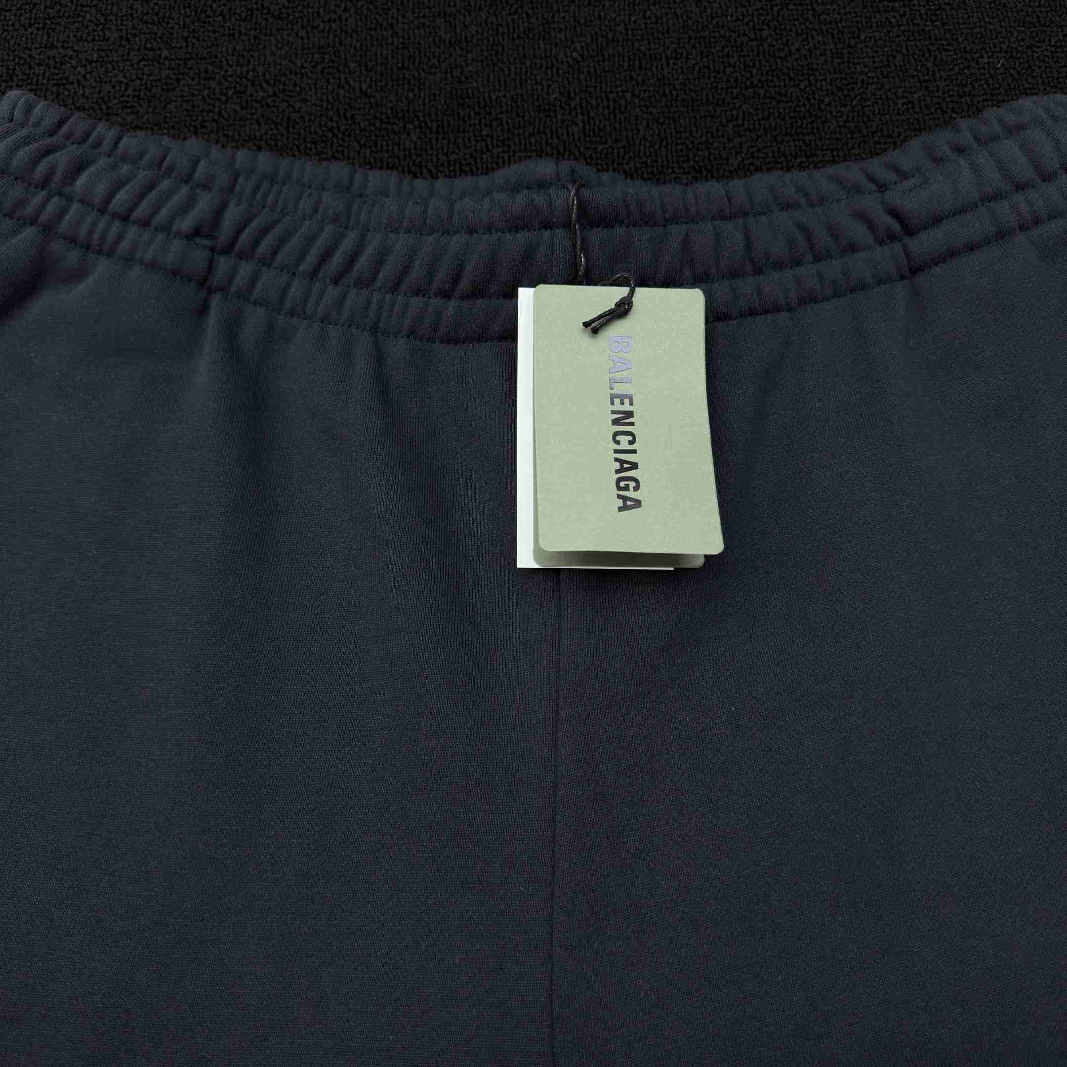 Balenciaga Under Armour® Baggy Sweatpants - EUR FASHION
