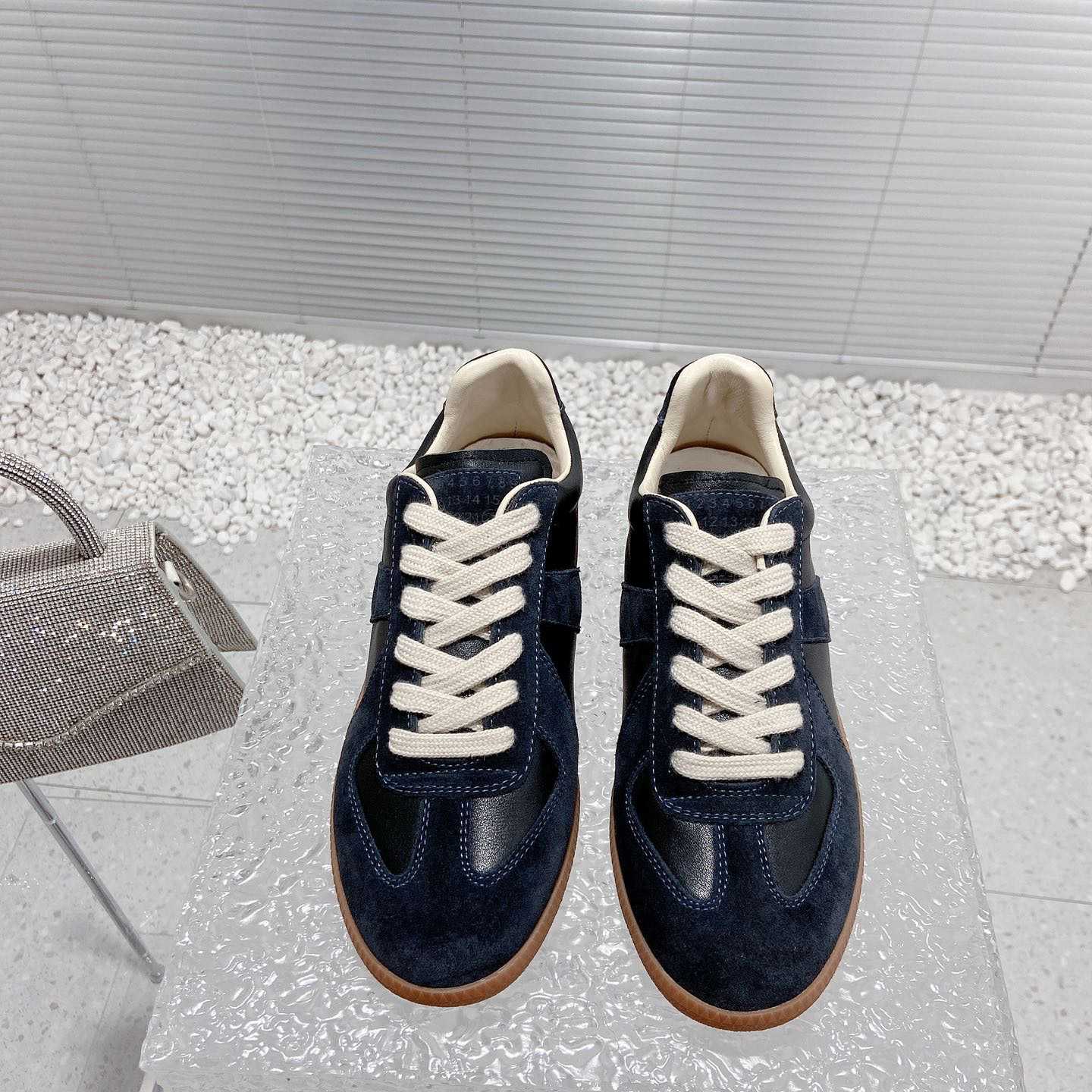Maison Margiela Replica Sneakers - EUR FASHION