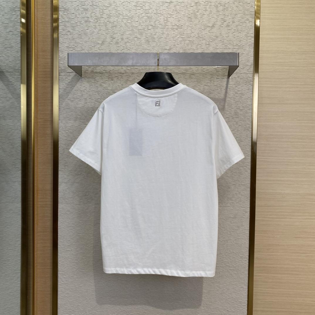 Fendi Silvia And The Baguette T-Shirt - EUR FASHION
