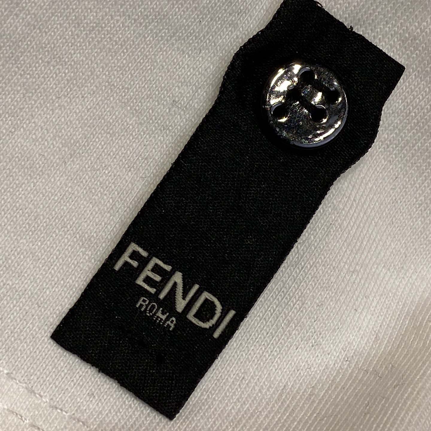 Fendi Silvia And The Baguette T-Shirt - EUR FASHION