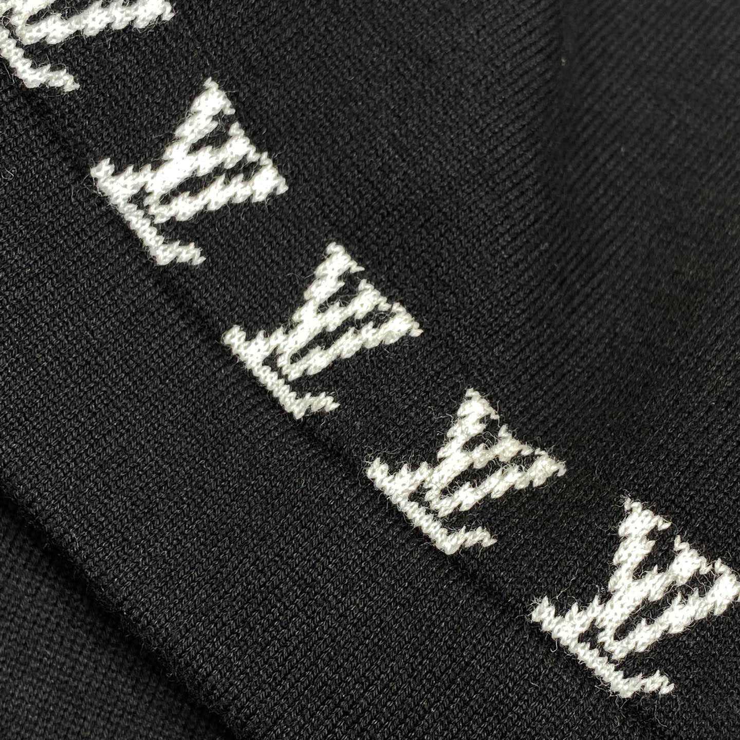 Louis Vuitton Signature Cotton Crewneck - EUR FASHION