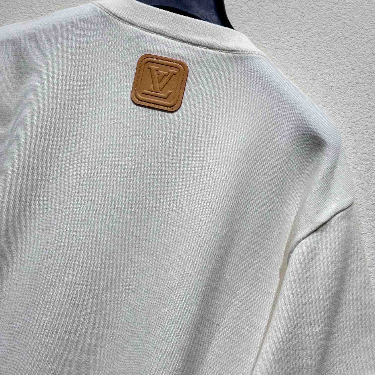 Louis Vuitton VVN Patch Short-Sleeved Cotton Crewneck   1AHCWG - EUR FASHION