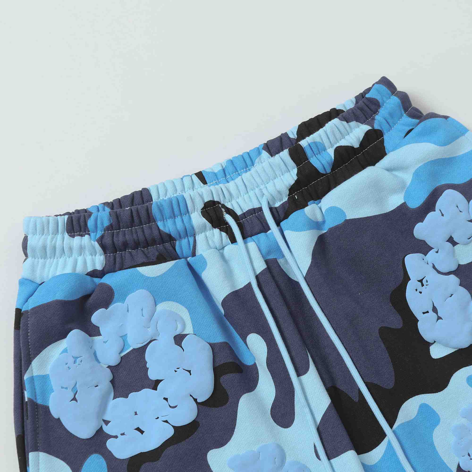 Denim Tears Camo Sweat Shorts - EUR FASHION