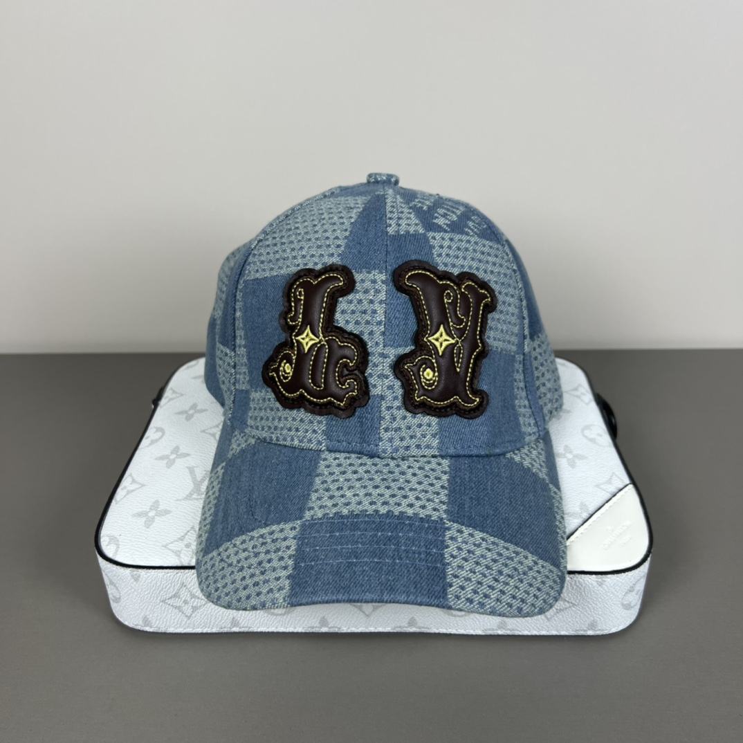 Louis Vuitton Washed 3D Cap  - EUR FASHION