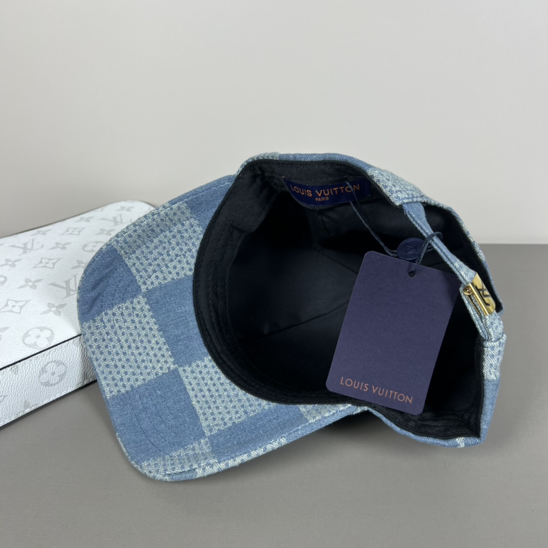 Louis Vuitton Washed 3D Cap  - EUR FASHION