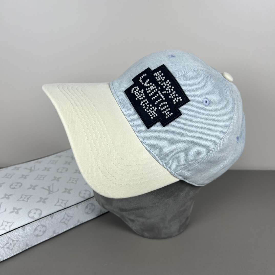 Louis Vuitton Cap - EUR FASHION