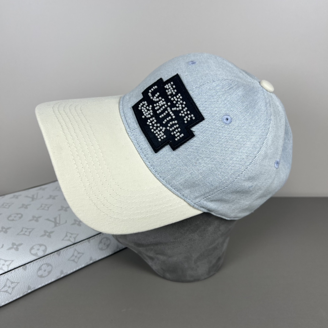 Louis Vuitton Cap - EUR FASHION
