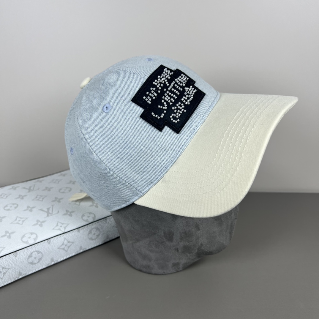 Louis Vuitton Cap - EUR FASHION