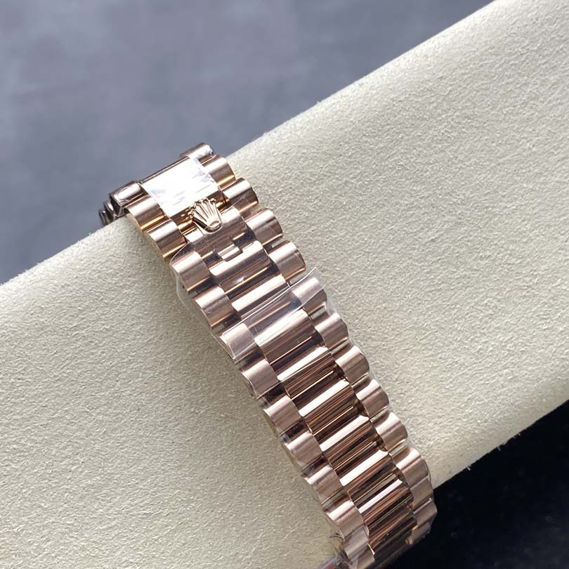 Rolex Day Date Watch - EUR FASHION