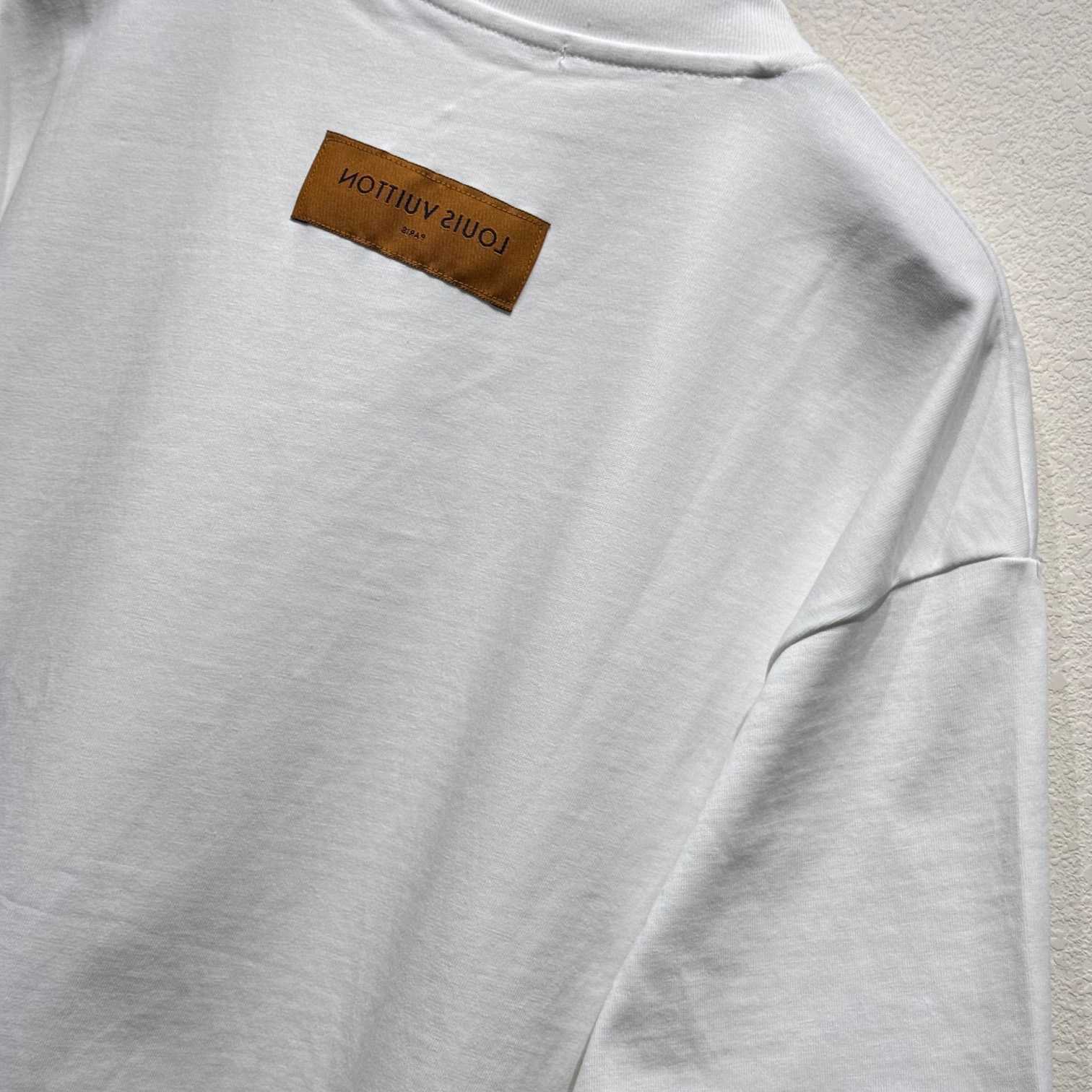Louis Vuitton Short-Sleeved T-Shirt   - EUR FASHION
