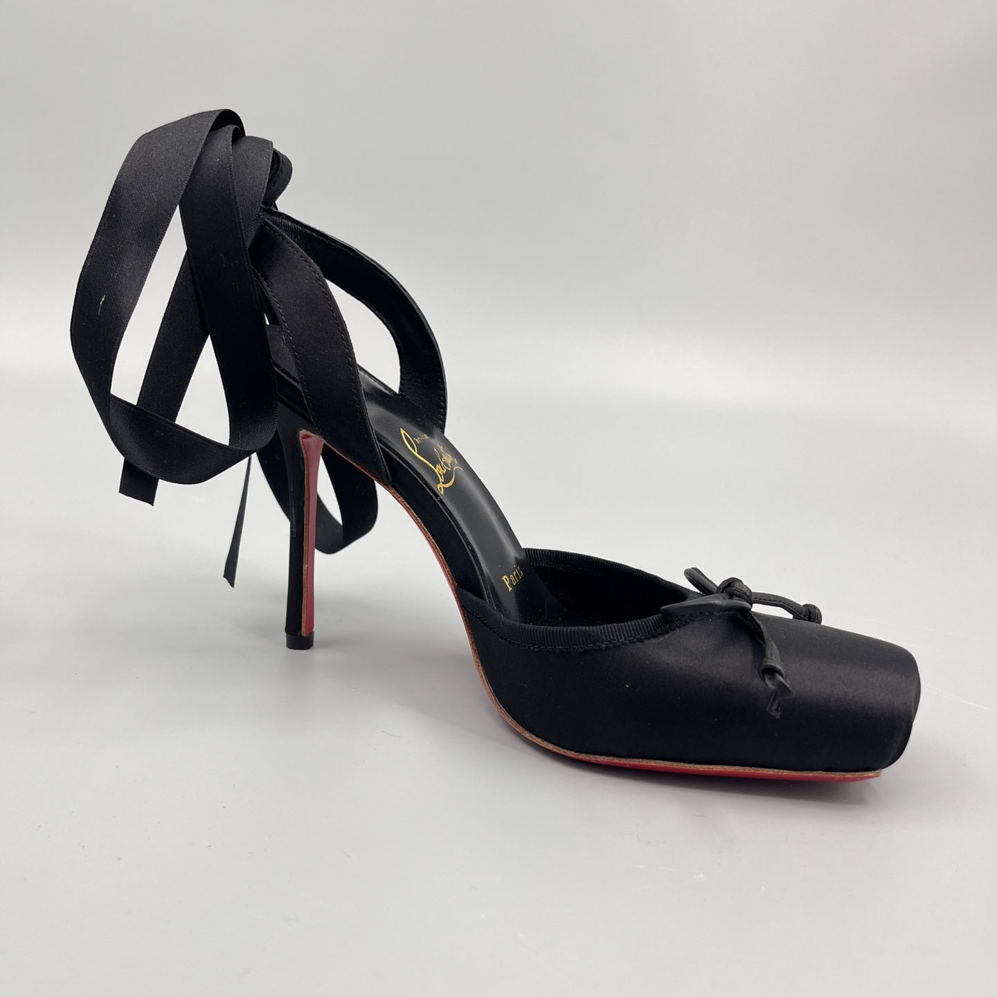 Christian Louboutin Cassia Lace-Up Slingback Pumps - EUR FASHION