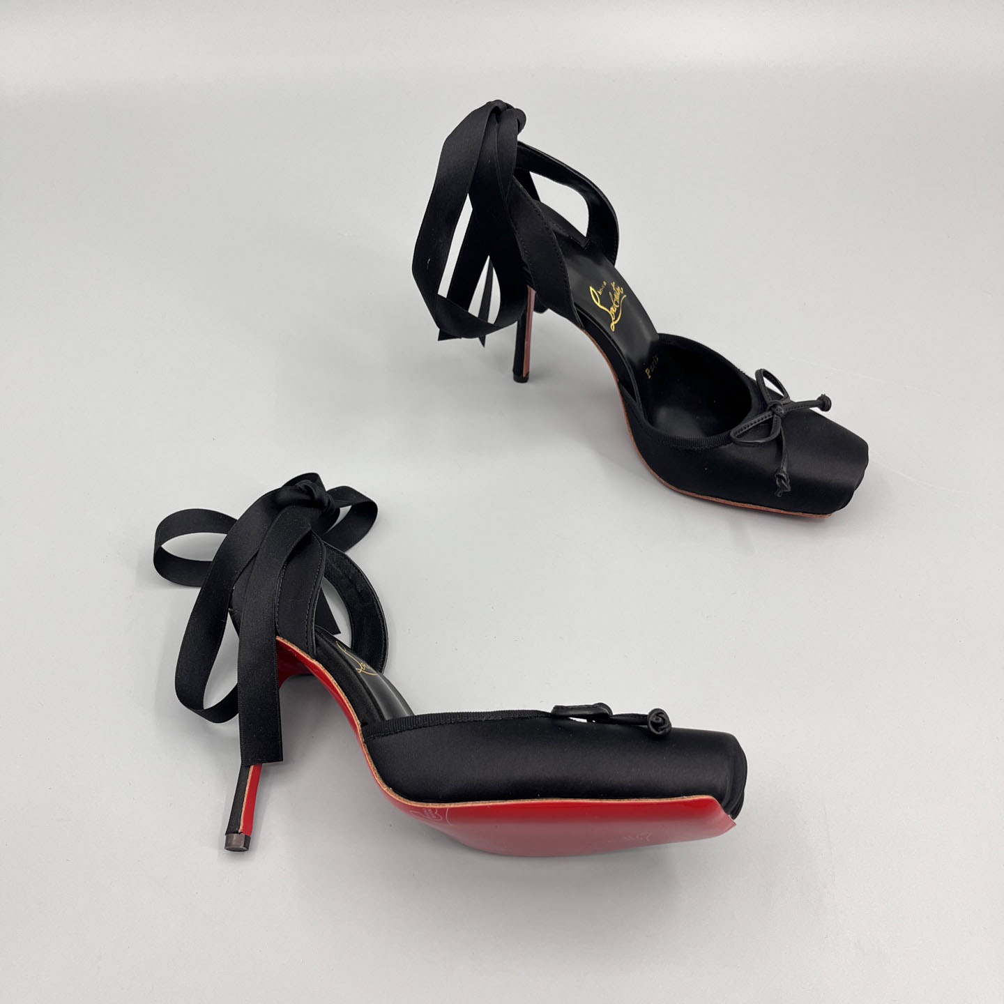 Christian Louboutin Cassia Lace-Up Slingback Pumps - EUR FASHION