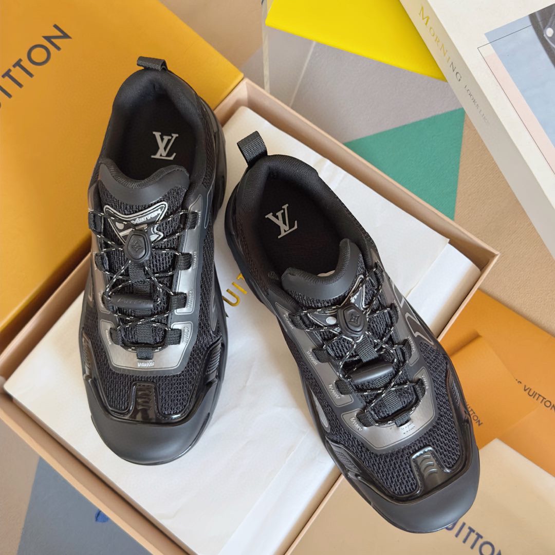 Louis Vuitton LV Runner Tatic Sneaker   1ADGZW - EUR FASHION
