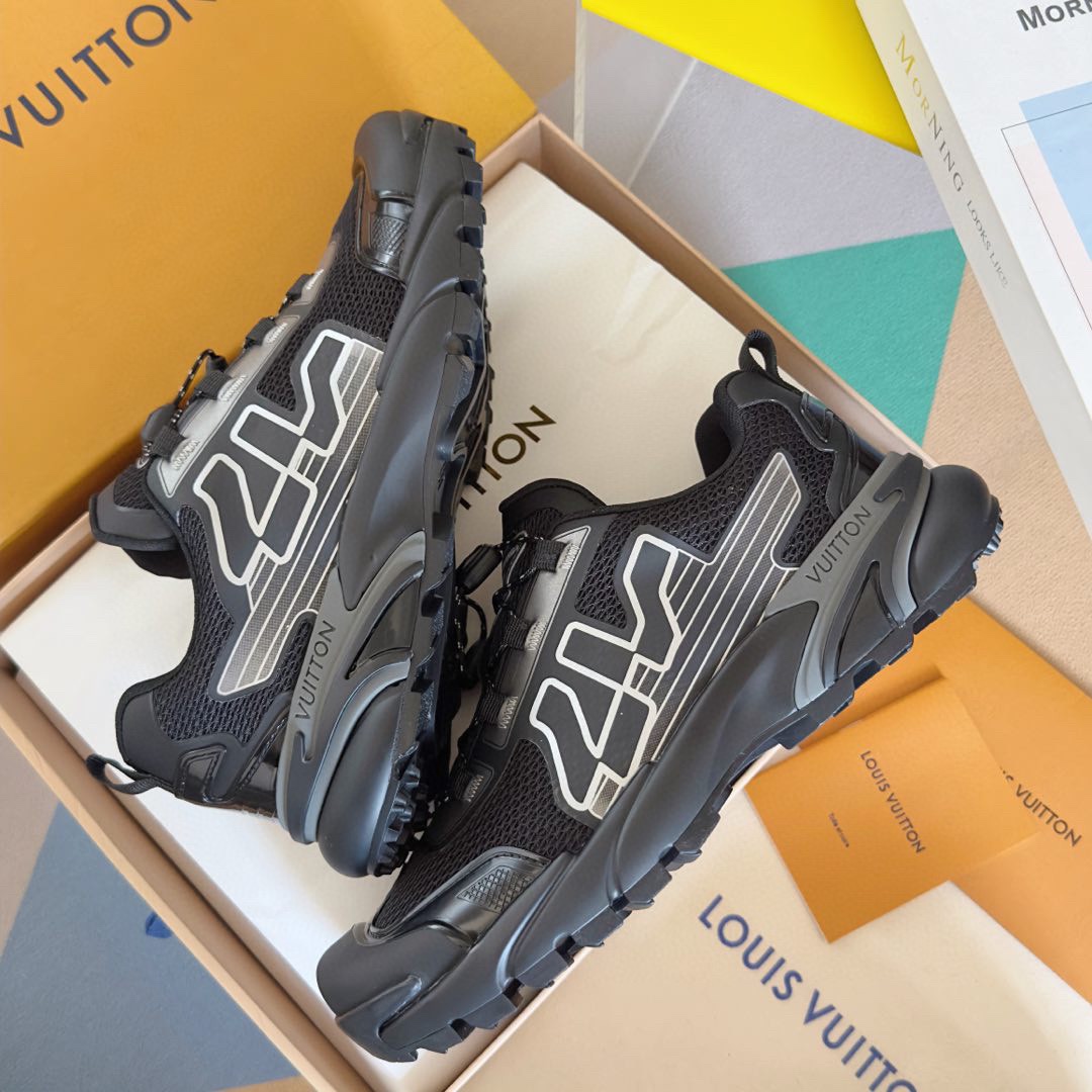 Louis Vuitton LV Runner Tatic Sneaker   1ADGZW - EUR FASHION