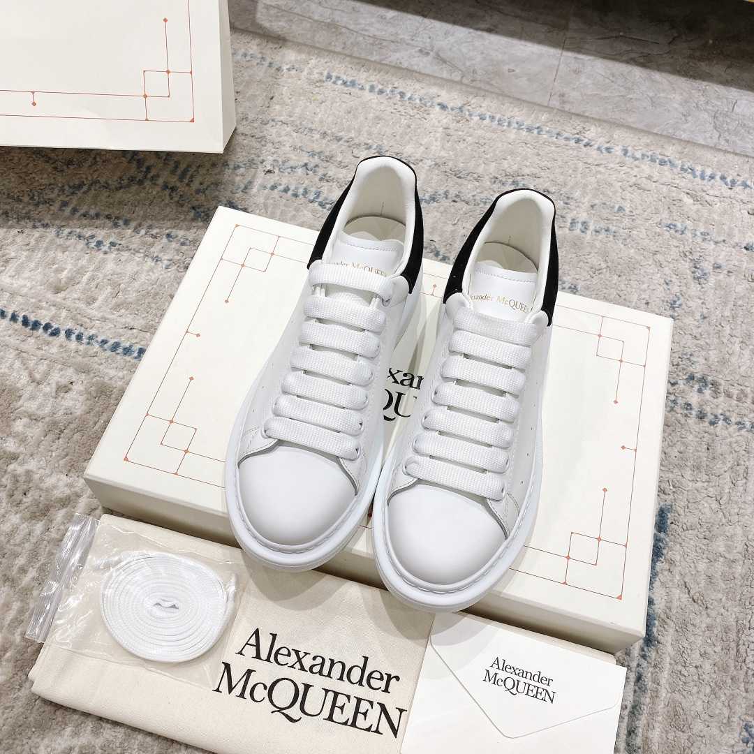 Alexander Mqueen Oversized Sneakers - EUR FASHION