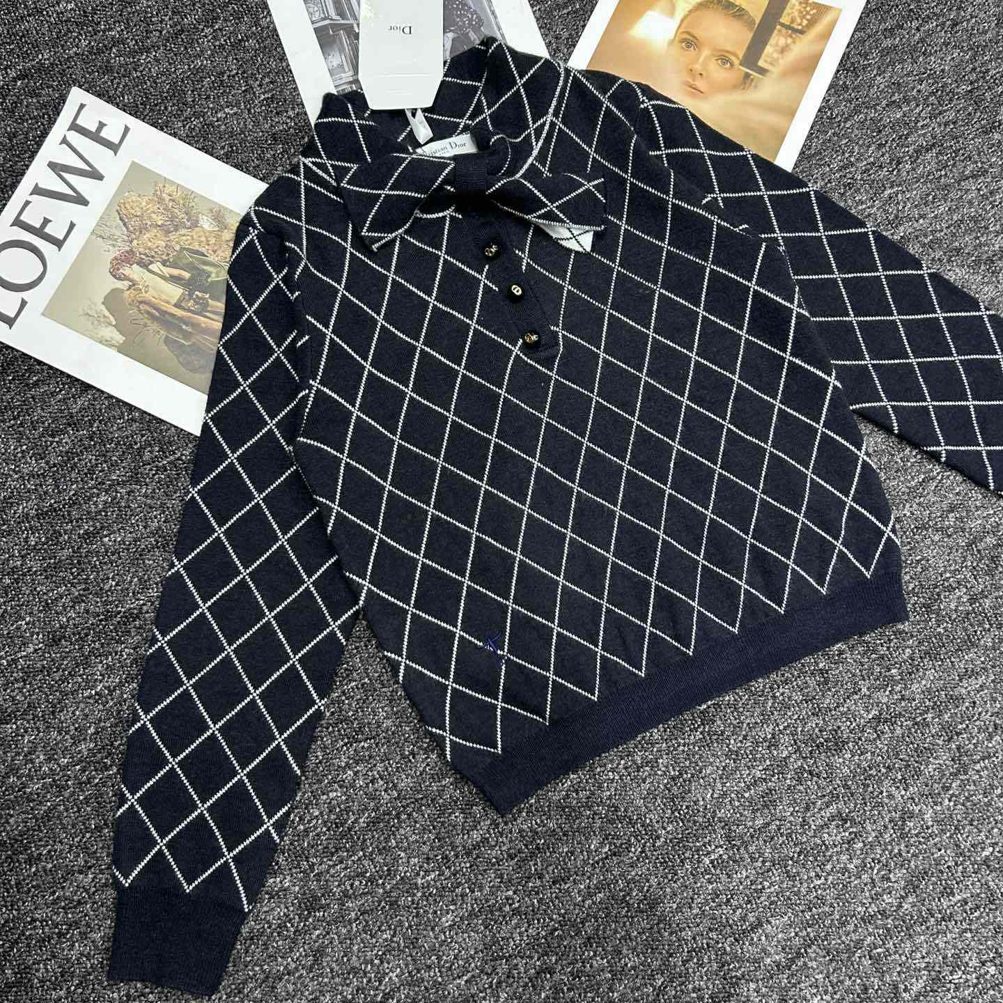 Dior Tied Collar Sweater  - EUR FASHION