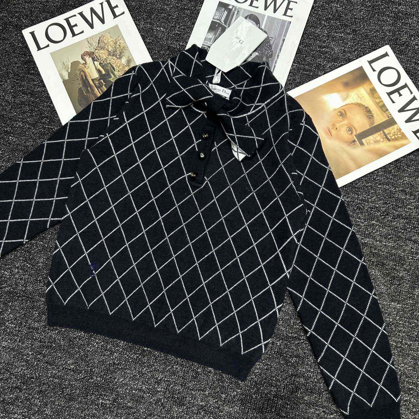 Dior Tied Collar Sweater  - EUR FASHION