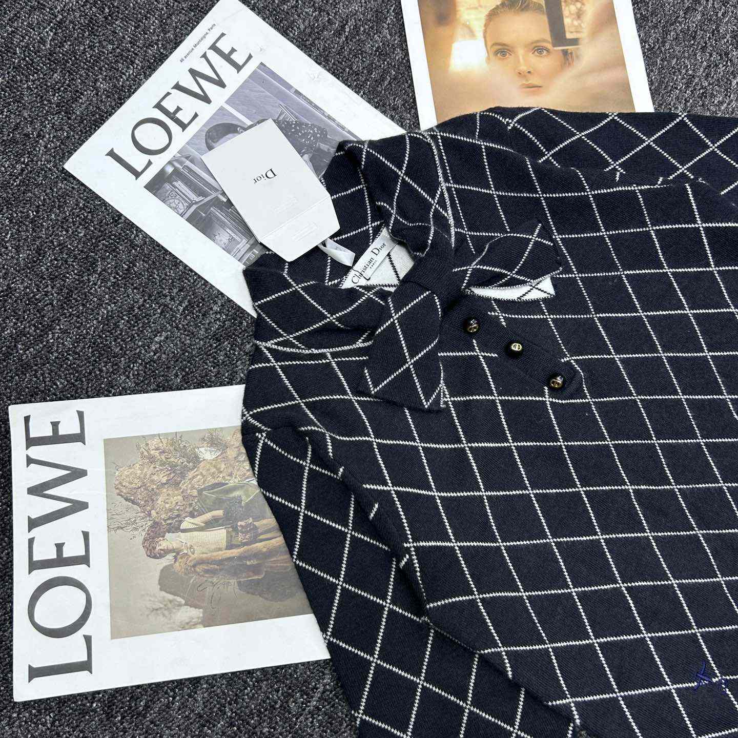 Dior Tied Collar Sweater  - EUR FASHION
