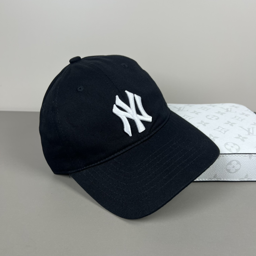 New York Yankees Cap In Black - EUR FASHION