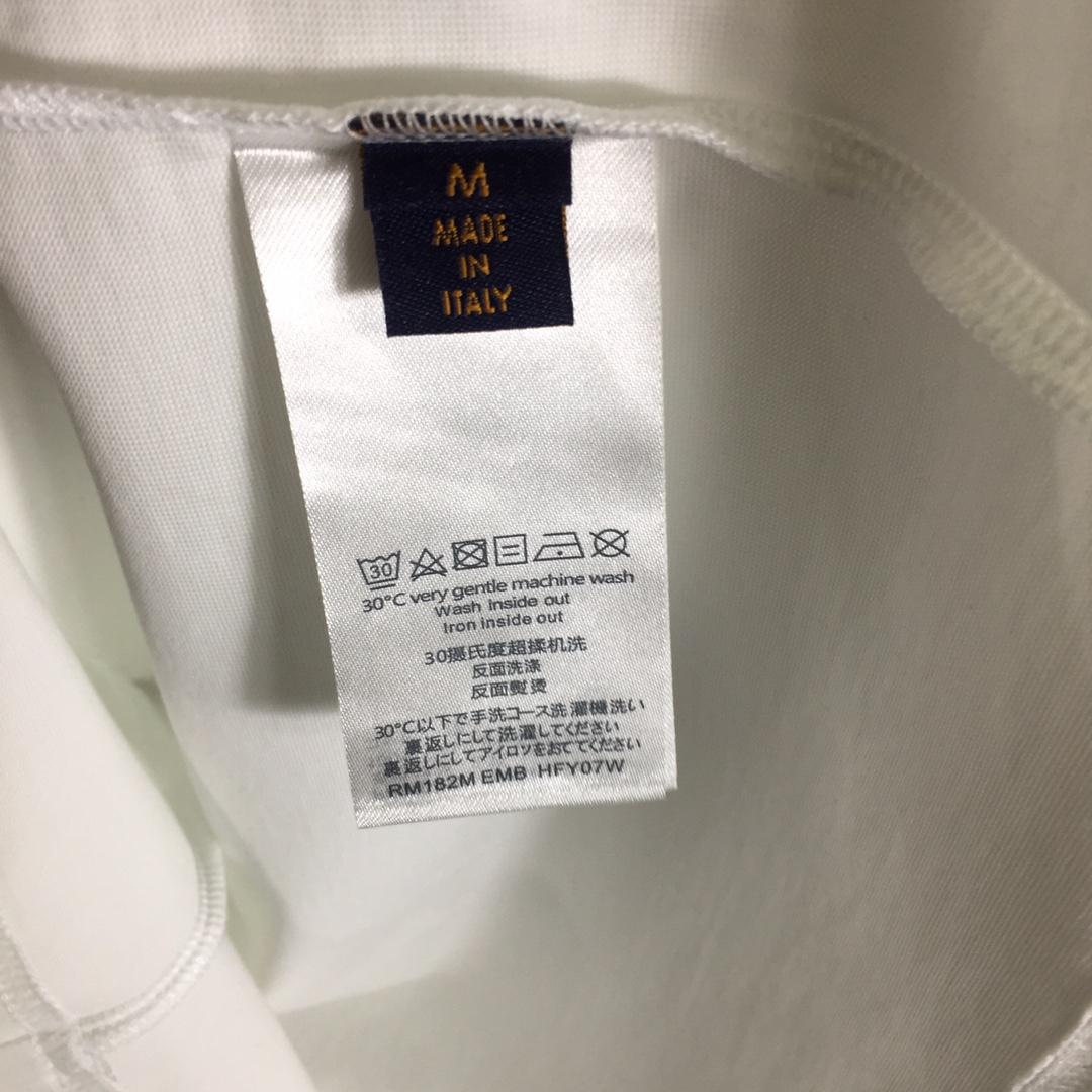 Louis Vuitton Embossed LV T-Shirt - EUR FASHION